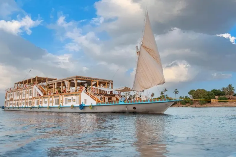 Tour Eclissi Luxor 2027: Crociera in Dahabiya 4 Giorni